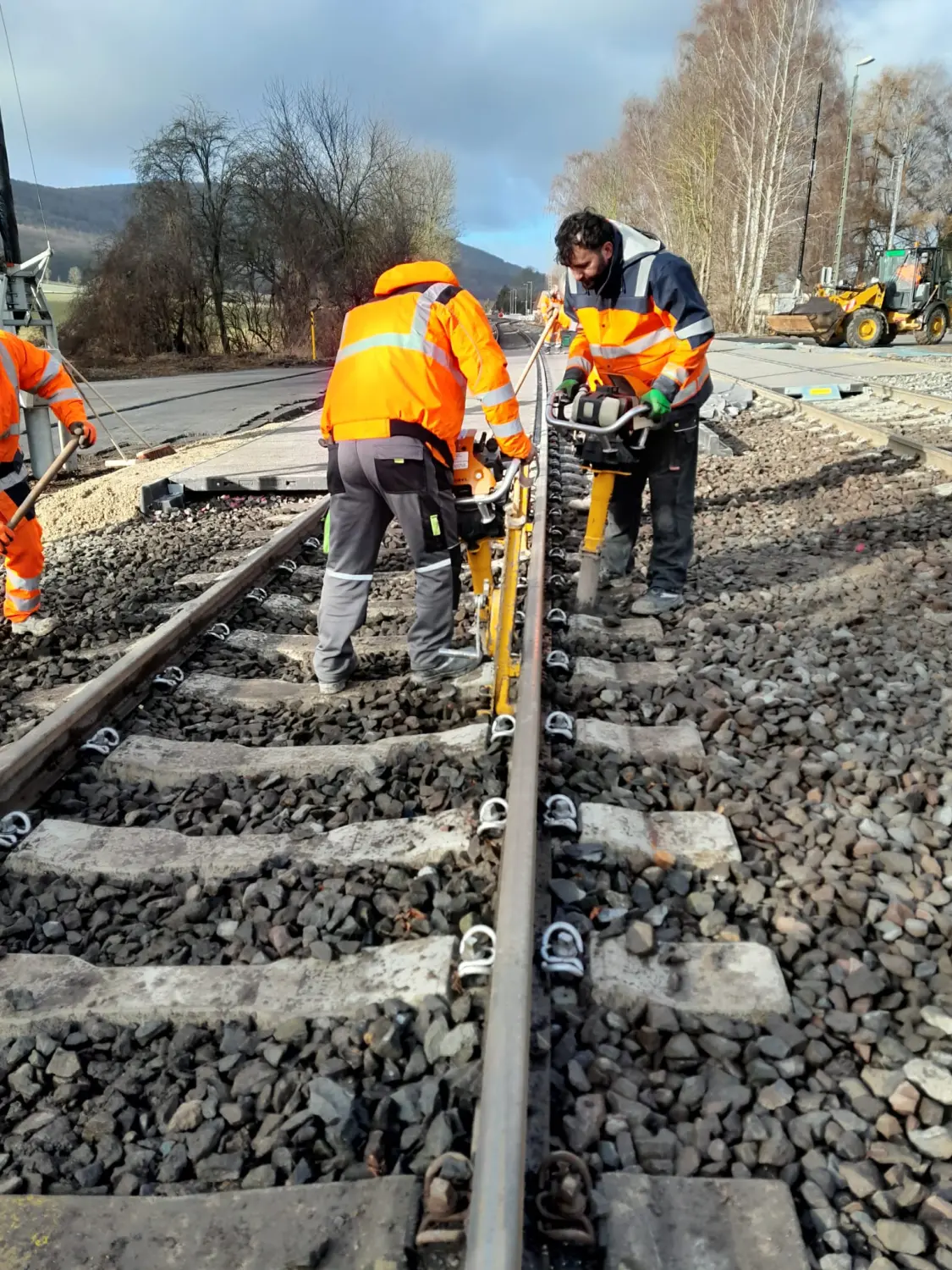 Gleisbauarbeiter bei der BTH Bahn und Tiefbau GmbH